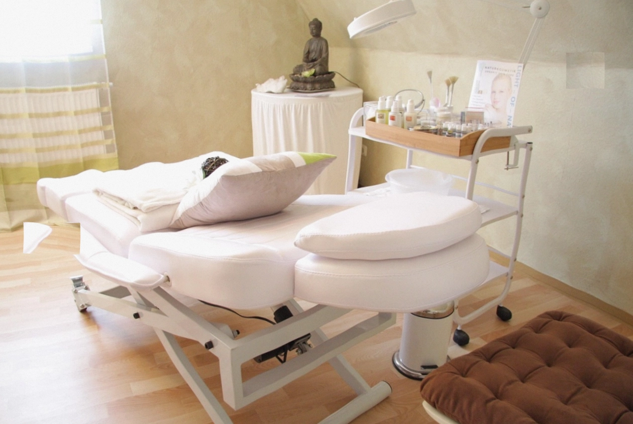 Voltrushs reception and treatment rooms on Collins Street